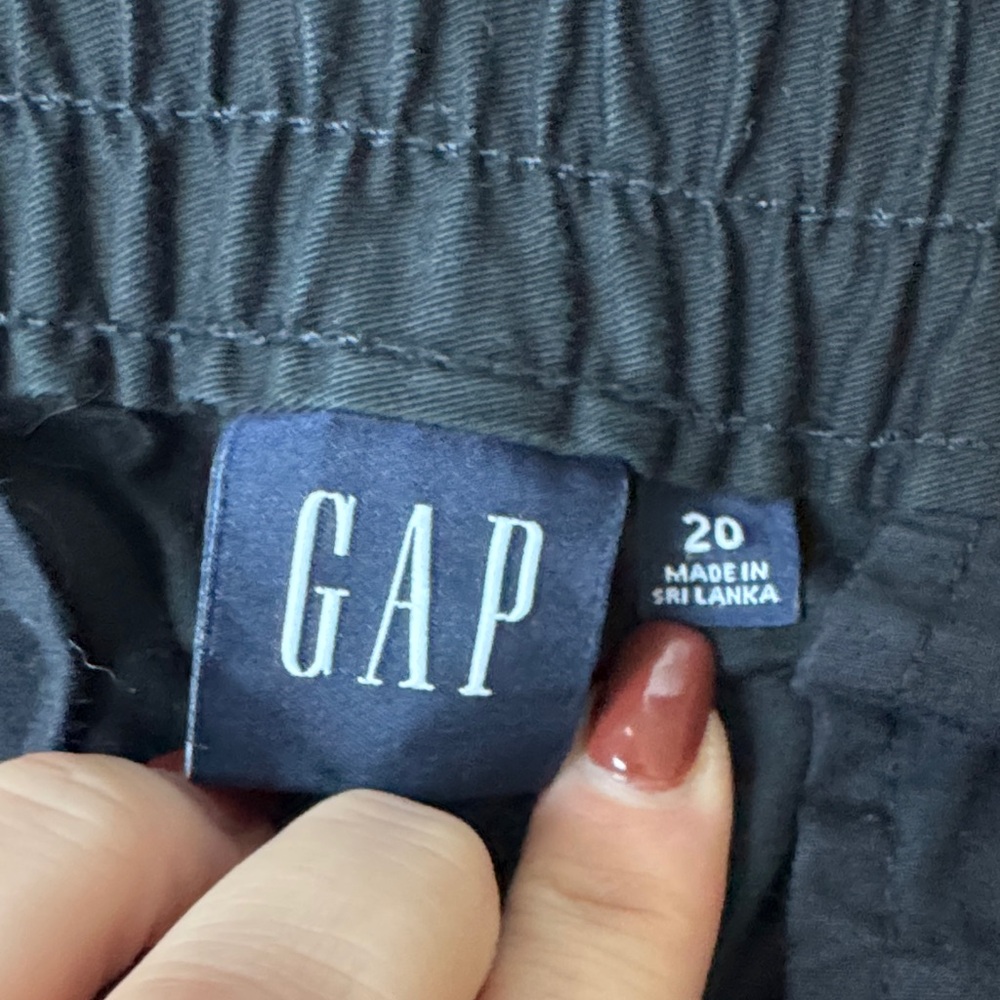 GAP Women's Straight Leg Black Pants - Picture 2 of 2